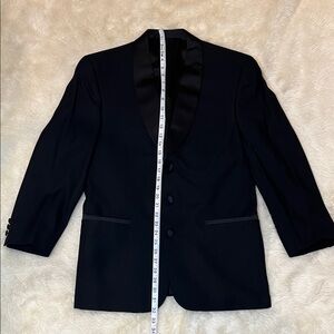 Jhane Barnes for Neiman Marcus Elegant Black Tuxedo Blazer and Pant